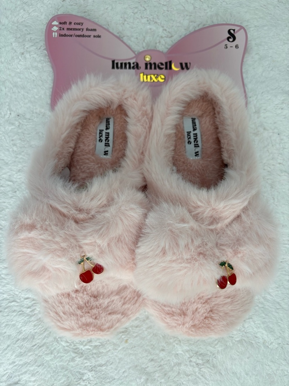 Luna Mellow Luxe Slippers 🍒